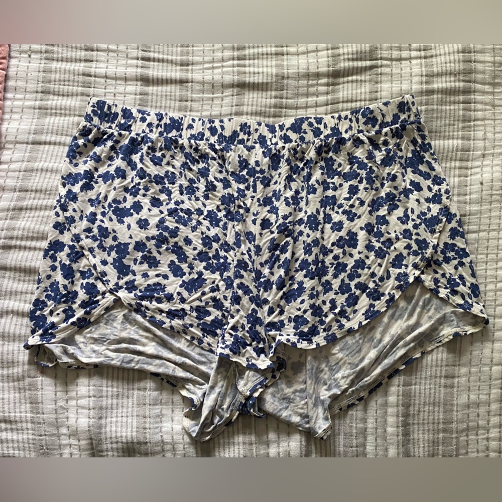 Old Navy Blue Floral Lounge Shorts